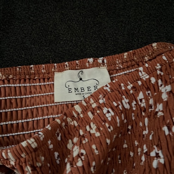 Women’s ruffled blouse - Picture 2 of 2